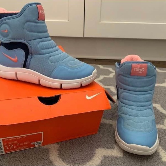 Nike Novice Boots - Picture 1 of 10